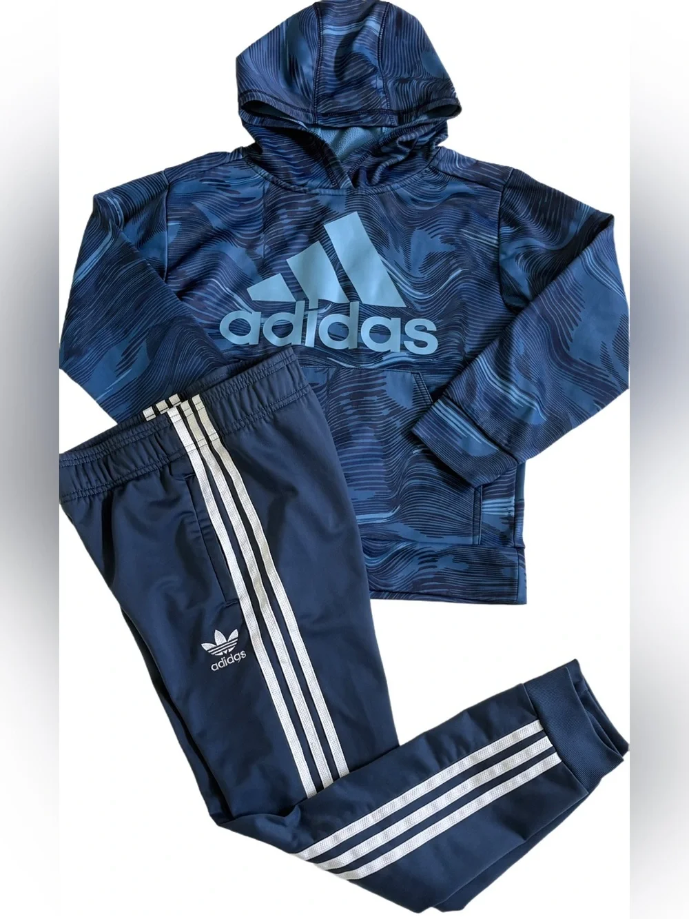 ADIDAS BOYS SIZE 7/8 S TOPS, HOODIES AND JOGGERS CLOTHING BUNDLE IN EUC!